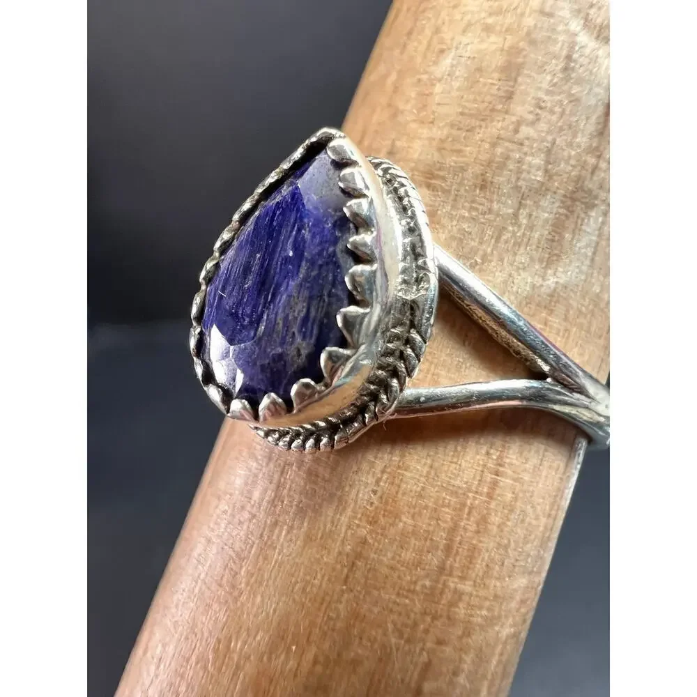Blue kyanite sterling silver teardrop ring size 5